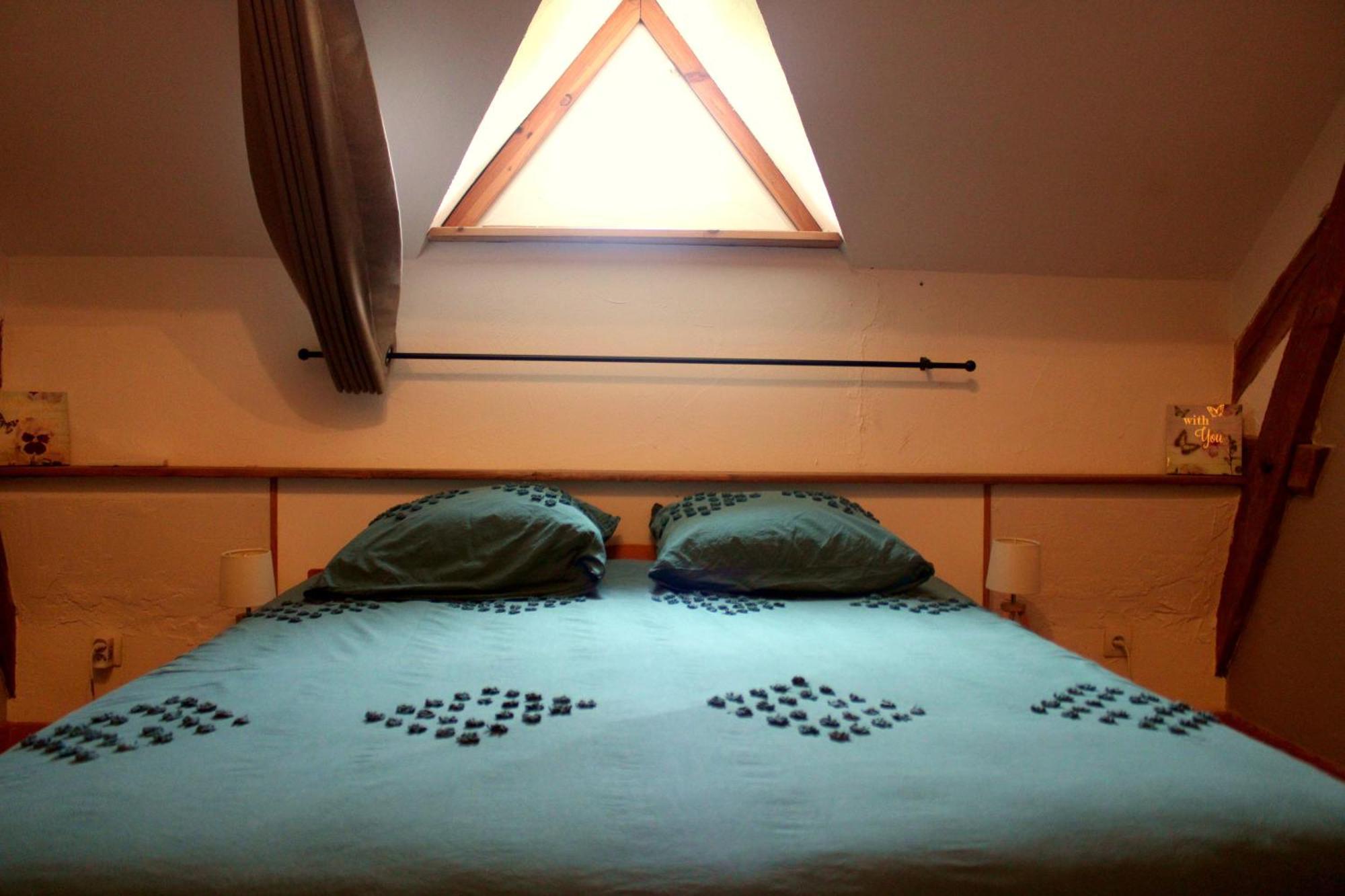 ดิ อัลปากา บีแอนด์บี Bed & Breakfast Chalais  ภายนอก รูปภาพ