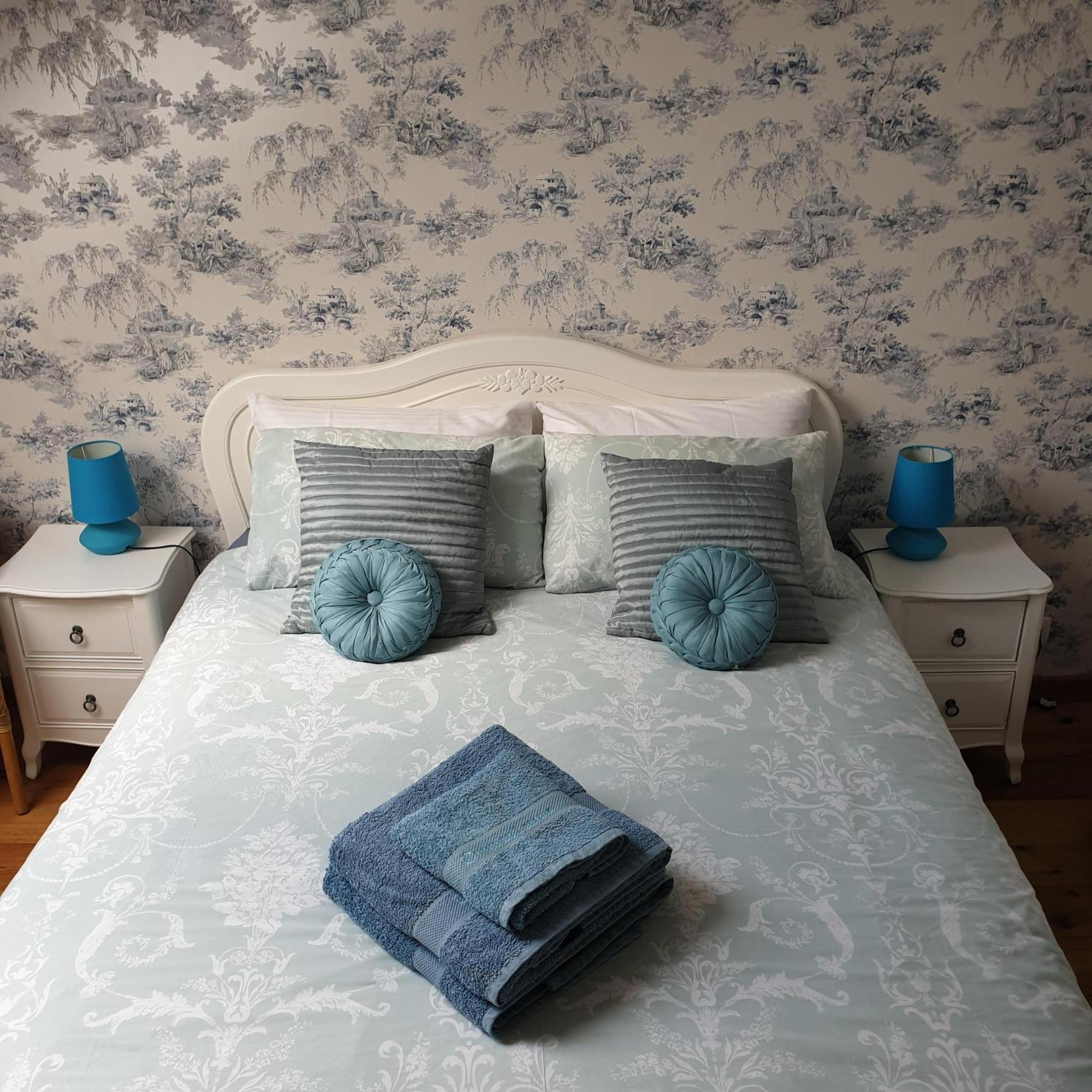 ดิ อัลปากา บีแอนด์บี Bed & Breakfast Chalais  ห้อง รูปภาพ